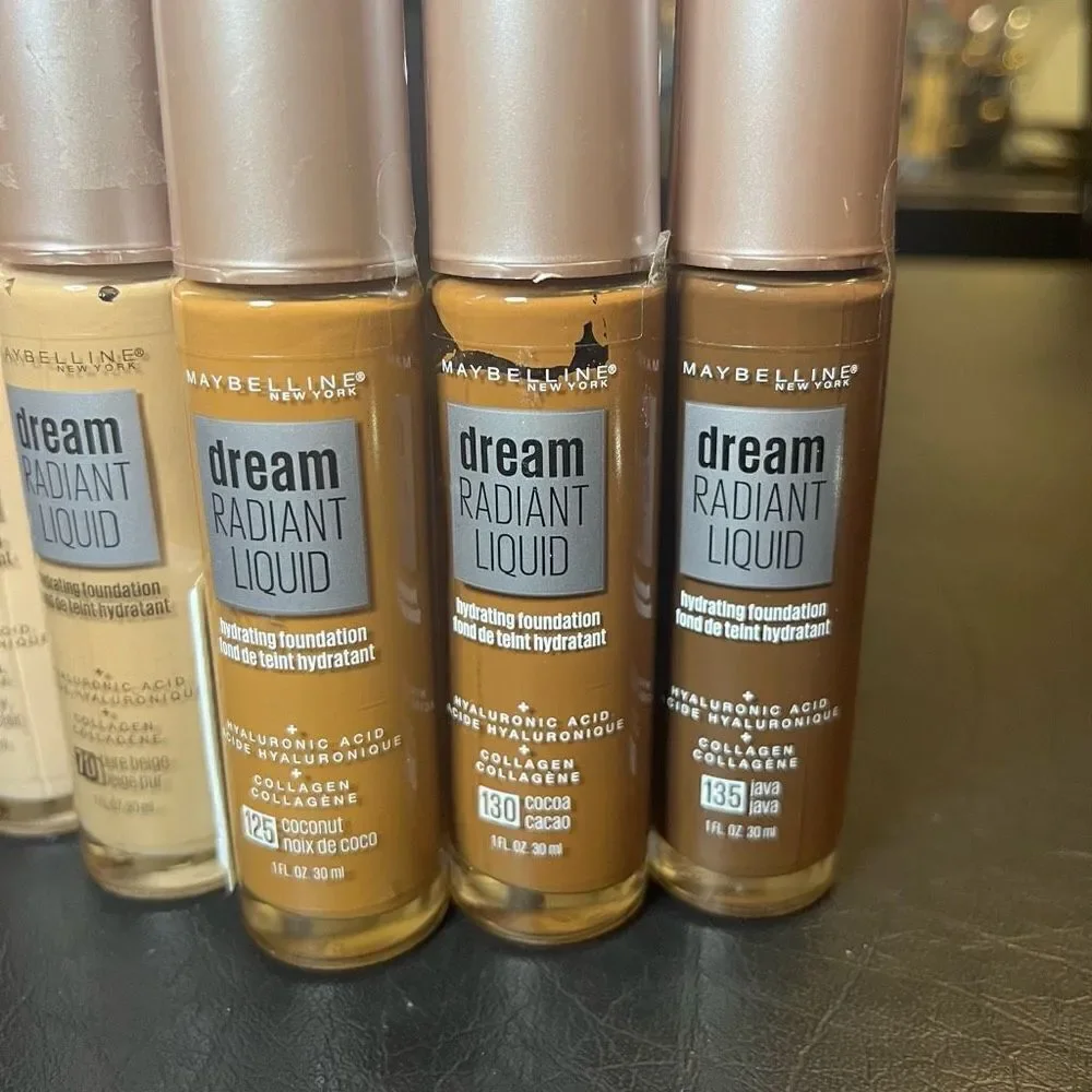 135 Java Maybelline Dream Radiant Liquid Hydrating Foundation + Collagen